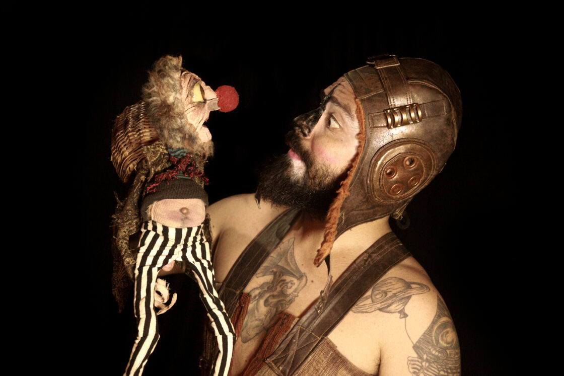 Espetáculo “Laborioso Contato” é atração da programação de férias do Teatro Napoleão Ewerton neste sábado