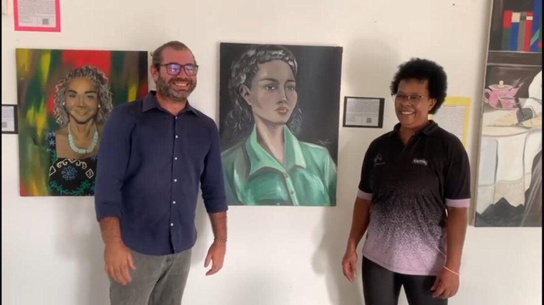 Obra de arte que homenageia Maria Aragão doada a Mempodera