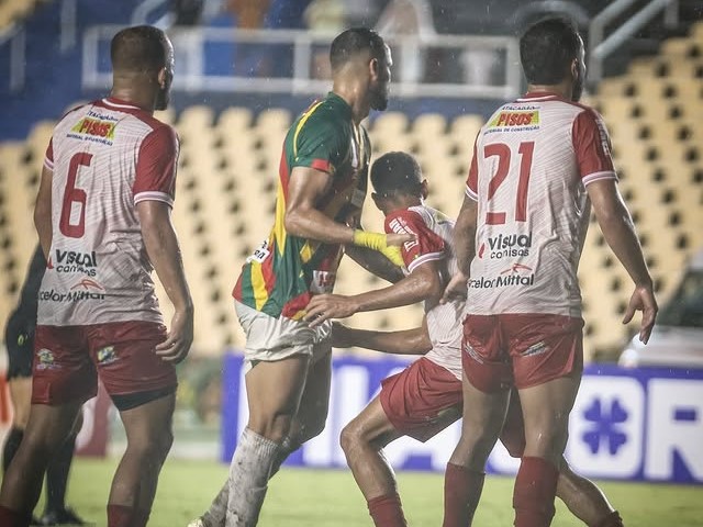 Sampaio perde em casa para a Juazeirense pela Copa do Nordeste