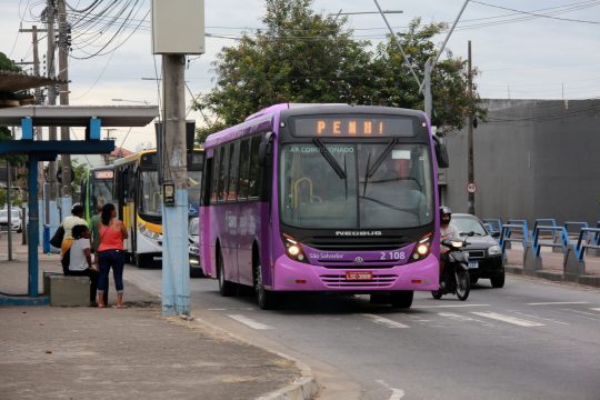 Neto Evangelista sugere ônibus semiurbanos exclusivos para mulheres