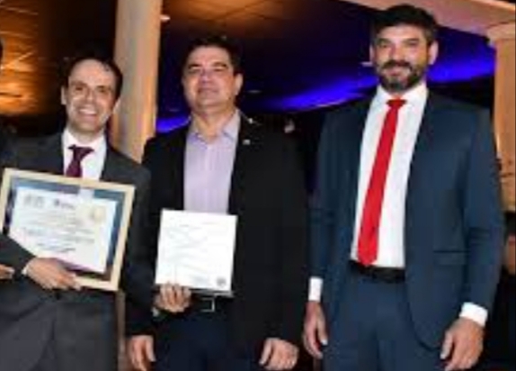 Associação Comercial recebe até esta segunda-feira inscrições ao Prêmio Empresa do Ano